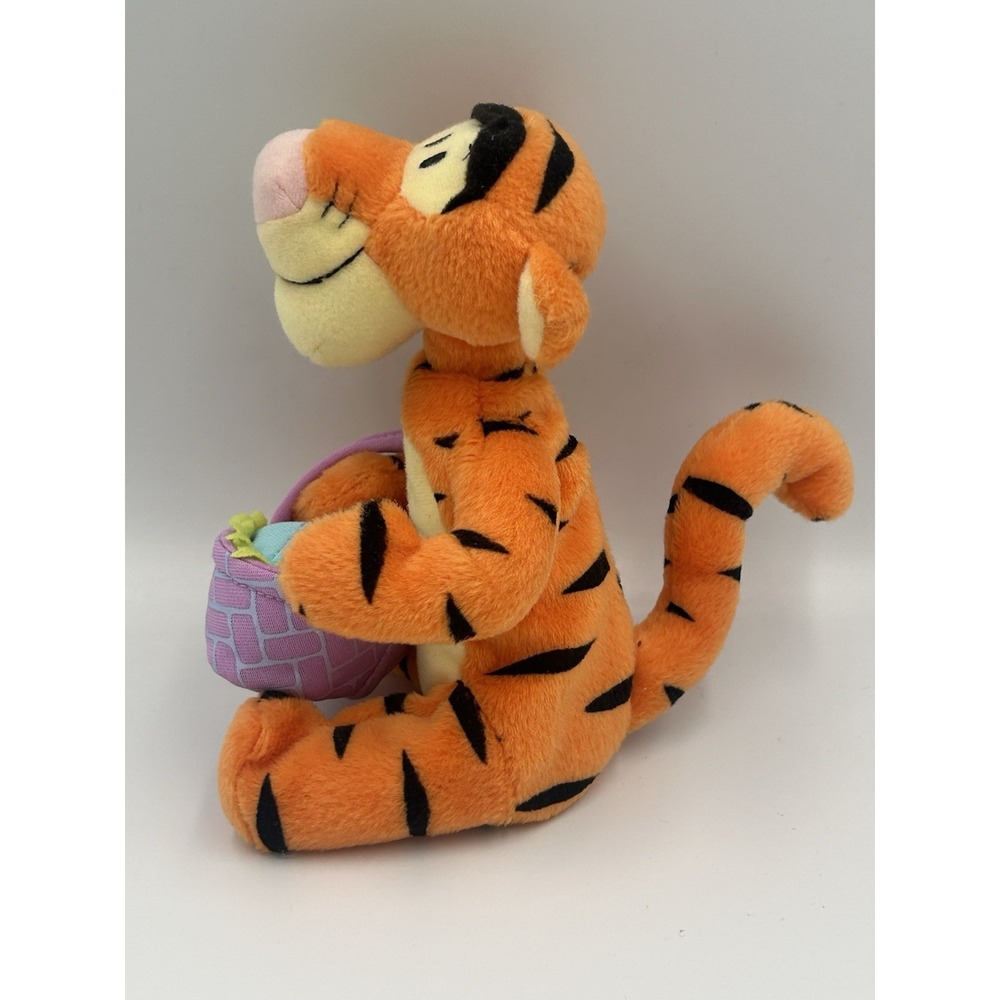 2002 Fisher-Price Disney Winnie the Pooh Tigger Easter Plush with Basket - Picture 4 of 10